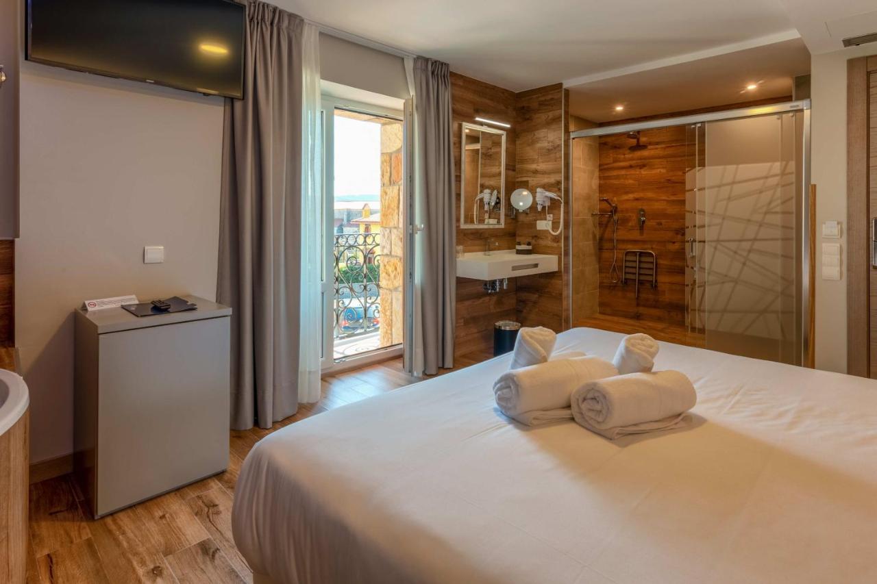 Hotel Gastronomico Torre De Галисано Екстериор снимка