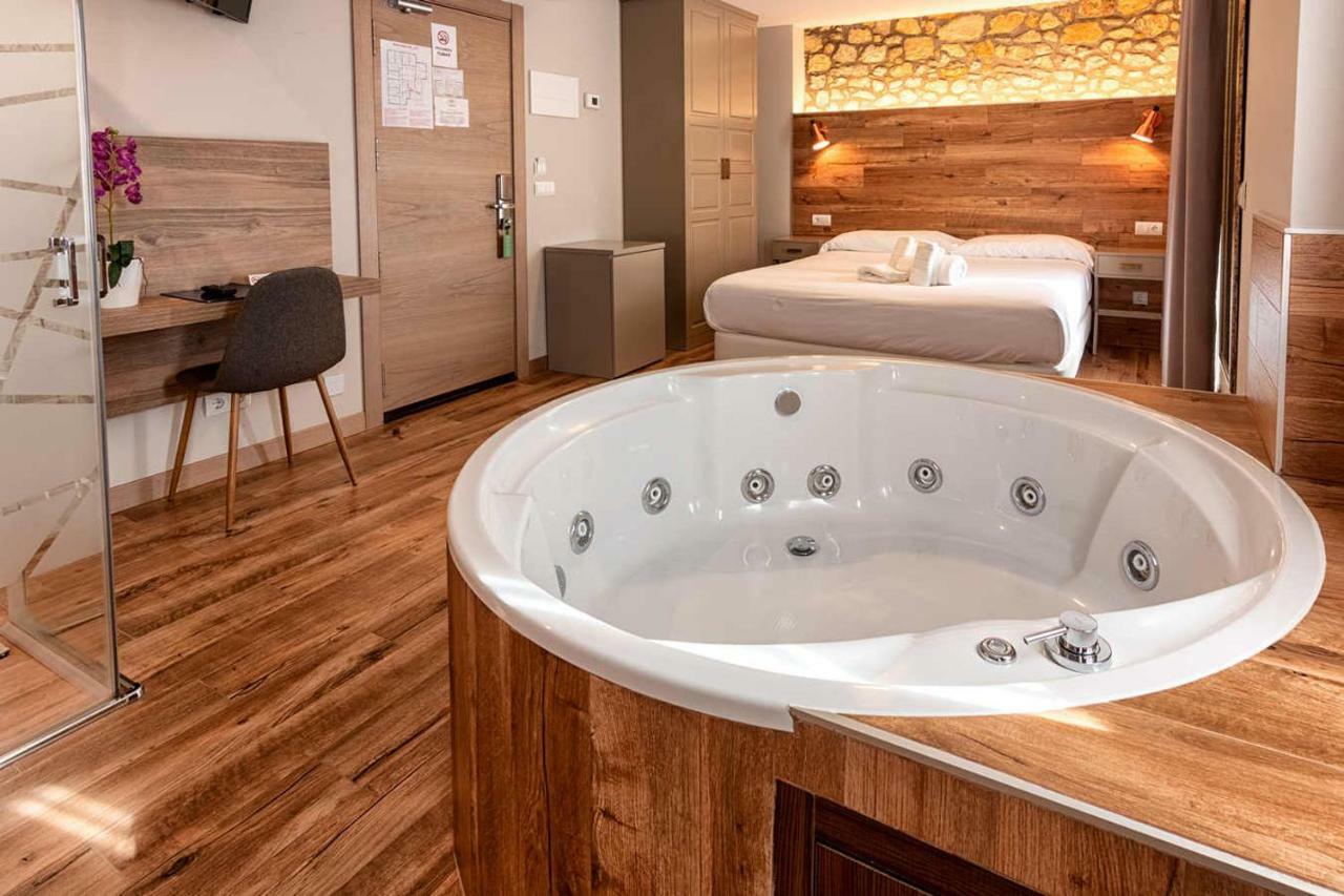 Hotel Gastronomico Torre De Галисано Екстериор снимка