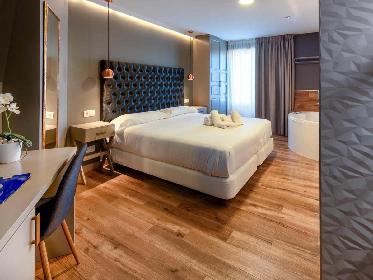 Hotel Gastronomico Torre De Галисано Екстериор снимка